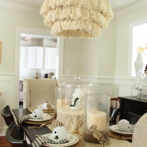 I love finding easy and inexpensive ways to make my house Halloween ready.  Read on to find out how I create a spooky look on a scary budget for my Halloween home tour!